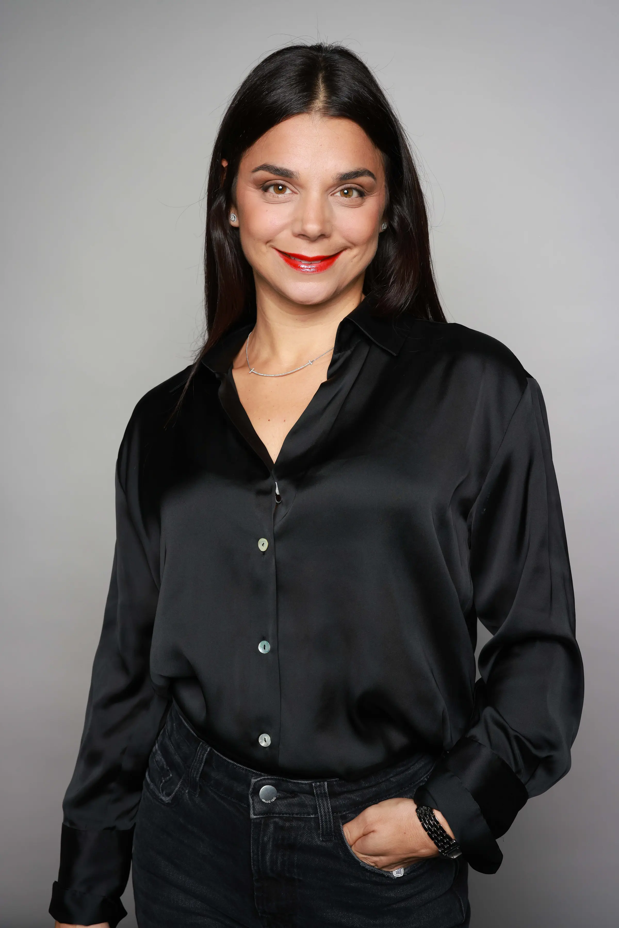 Corporate Headshots, Kenvue - studio backdrop, black satin