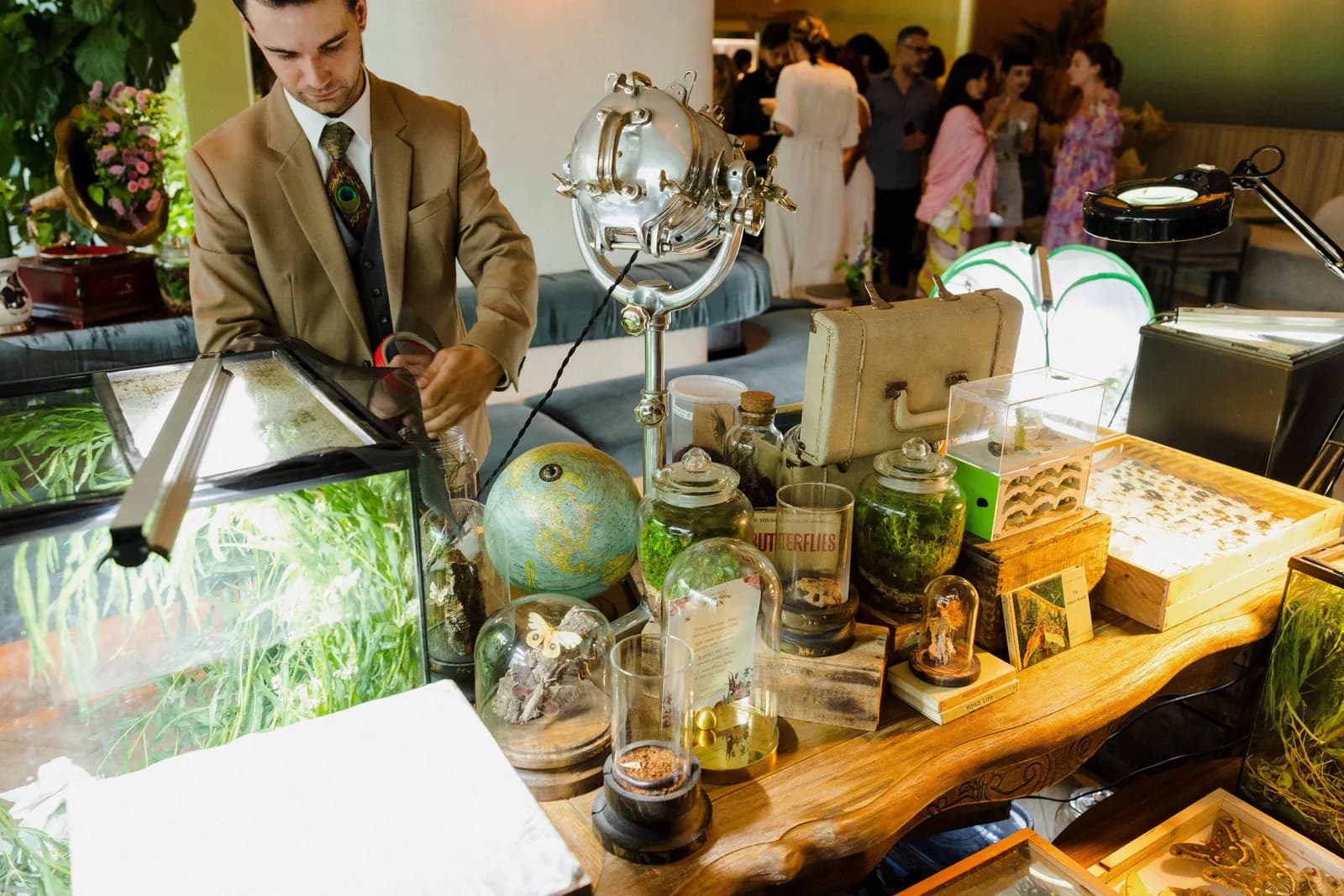Hendrick's Gin · Flora Adora — NICOLAS+ABOU-+071723+Hendrick's+Gin+-+Flora+Adora+-+Marcus+Montreal-+3C9A4794