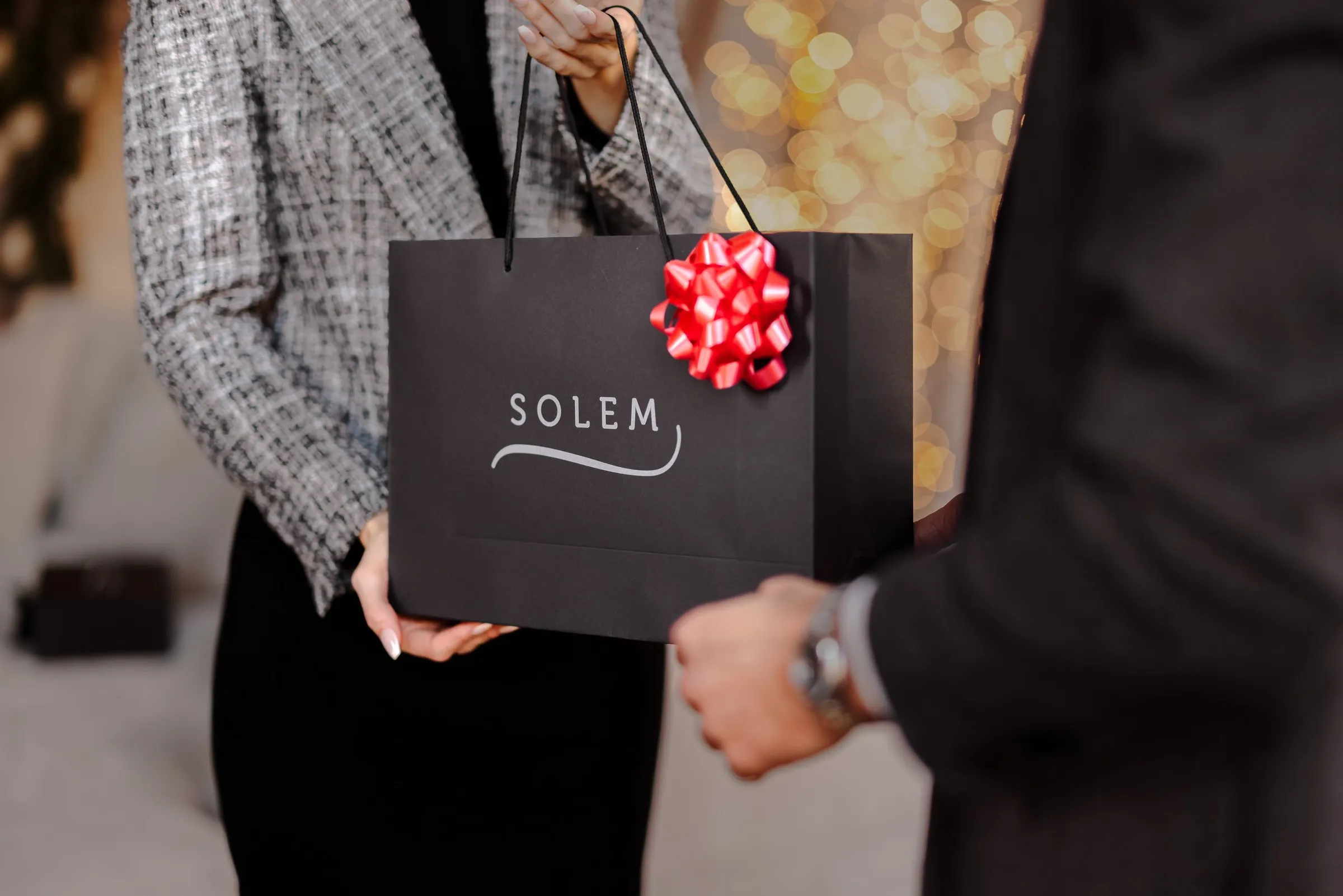 Solem — NICOLAS+ABOU-+102824+Solem+-+Plaisir+de+donner-+3C9A4434